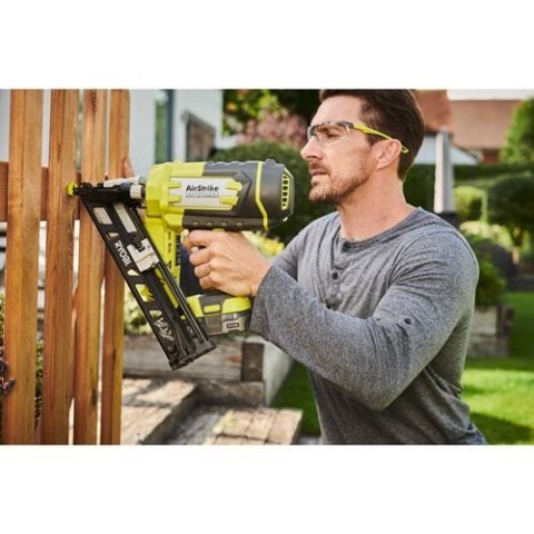 SZTYFCIARKA AKUMULATOROWA R15GN18-0 18V 0*AH RYOBI