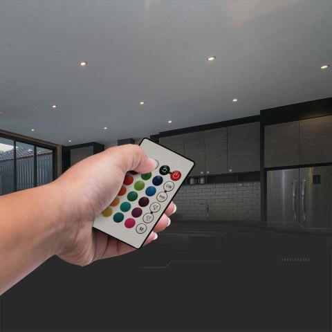 Żarówka LED V-TAC 4,8W GU10 Pilot VT-2244-N-1 RGB+3000K 420lm Żarówka LED V-TAC 4,8W GU10 Pilot VT-2244-N-1 RGB+3000K 420lm