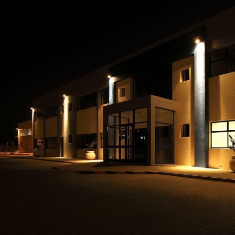 Projektor LED V-TAC 100W 100Lm/W Przewód 1mb SAMSUNG CHIP Biały VT-44104 6500K 8700lm 5 Lat Gwarancji Projektor LED V-TAC 100W 100Lm/W Przewód 1mb SAMSUNG CHIP Biały VT-44104 6500K 8700lm 5 Lat Gwarancji