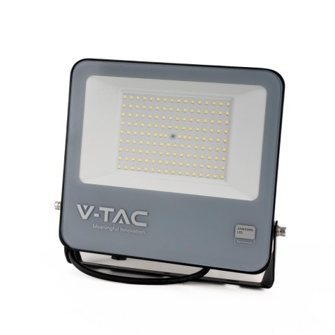 Projektor LED V-TAC 100W 100Lm/W Przewód 1mb SAMSUNG CHIP Czarny VT-44104 4000K 8700lm 5 Lat Gwarancji Projektor LED V-TAC 100W 100Lm/W Przewód 1mb SAMSUNG CHIP Czarny VT-44104 4000K 8700lm 5 Lat Gwarancji