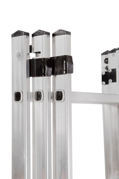 AWTOOLS DRABINA ALUMINIOWA BASIC 3x8 STOPNI 150KG AWTOOLS DRABINA ALUMINIOWA BASIC 3x8 STOPNI 150KG