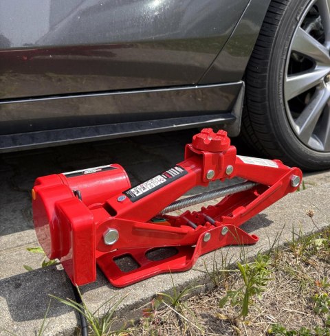 AWTOOLS PODNOŚNIK TRAPEZOWY 12V 120-350mm AWTOOLS AWTOOLS PODNOŚNIK TRAPEZOWY 12V 120-350mm AWTOOLS