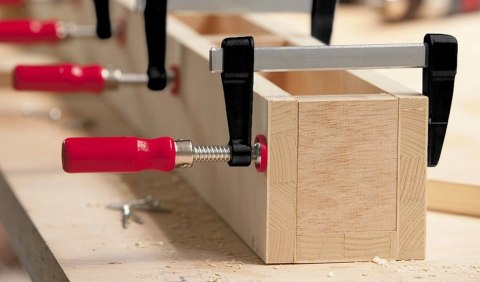 ŚCISK ŚRUBOWY STOLARSKI LEKKI 200/50MM. BESSEY